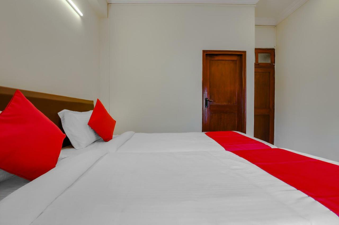 Collection O 45765 Xavier Beach Resort Candolim Bagian luar foto